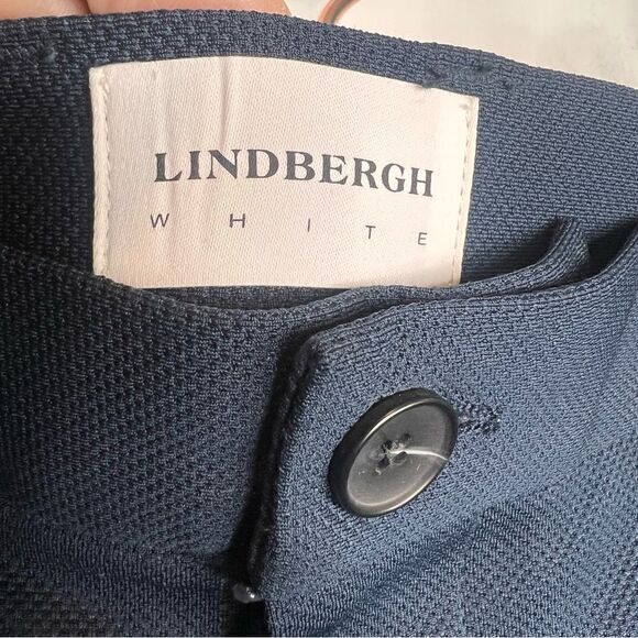 LINDBERGH white shorts foredoomed of movement super flex - Picture 3 of 9